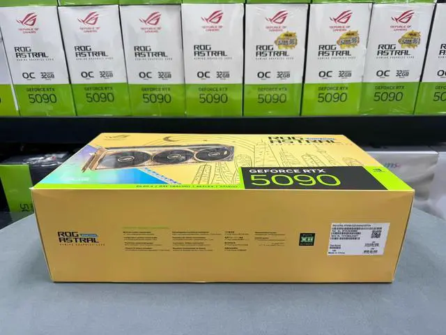 Alt view image 4 of 7 - ASUS ROG Astral GeForce RTX 5090 32GB GDDR7 OC DHAHAB Edition ROG-ASTRAL-RTX5090-O32G-DHAHAB-EDITION DLSS 4.0 PCI Express 5.0 Graphics Card