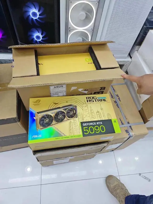 Alt view image 7 of 7 - ASUS ROG Astral GeForce RTX 5090 32GB GDDR7 OC DHAHAB Edition ROG-ASTRAL-RTX5090-O32G-DHAHAB-EDITION DLSS 4.0 PCI Express 5.0 Graphics Card