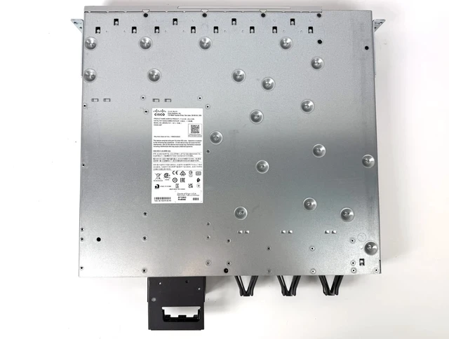 Alt view image 5 of 5 - Catalyst C9300-48P-A - Network Advantage - switch - 48 ports - managed