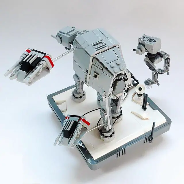 Alt view image 4 of 5 - ZITIANYOUBUILD Battle of Hoth Mini Diorama 662 Pieces from Film about Star MOC