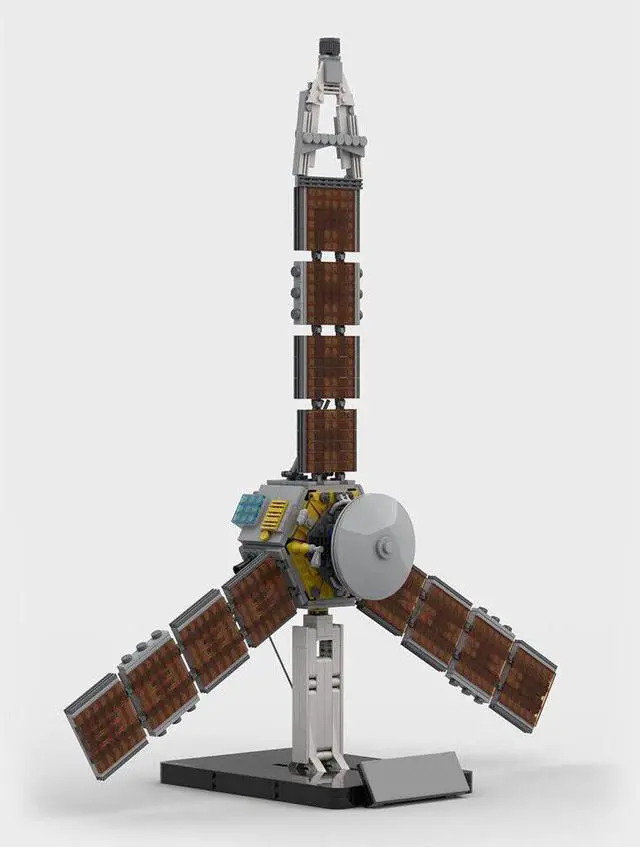 Alt view image 6 of 7 - ZITIANYOUBUILD Juno Space Probe / Jupiter Polar Orbiter 1267 Pieces Building Kit MOC