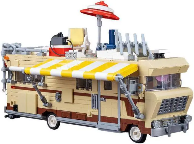 Main image of ZITIANYOUBUILD RV / Recreational Vehicle Model 724 Pieces Building Toys from Comic MOC