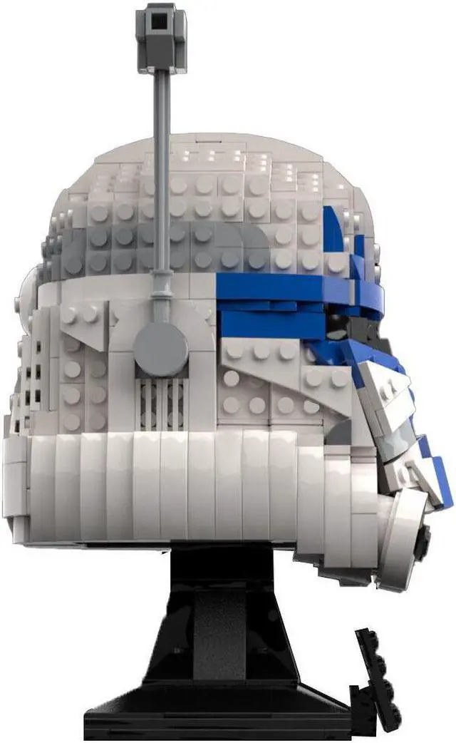 Alt view image 3 of 7 - ZITIANYOUBUILD Captain's Helmet Bust Model 891 Pieces Building Toys Set Building Set MOC