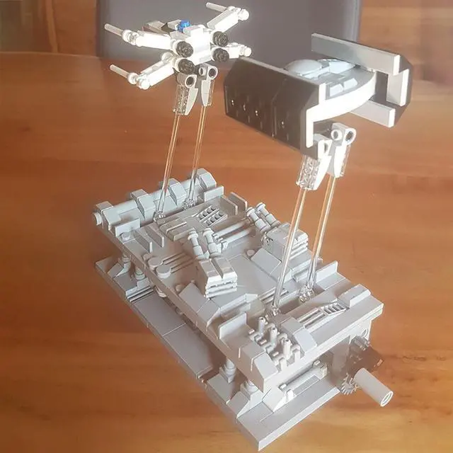 Alt view image 2 of 3 - ZITIANYOUBUILD Trench Run Pursuit Model with 457 Pieces Building Toys Sets MOC