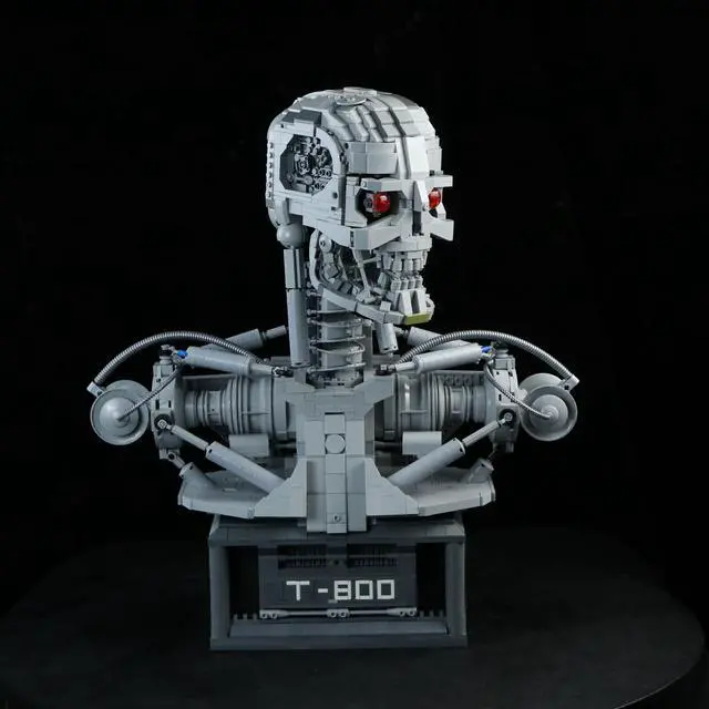 Alt view image 4 of 7 - ZITIANYOUBUILD T-800 Bust Model with Power Functions and LED Eyes 3082 Pieces MOC
