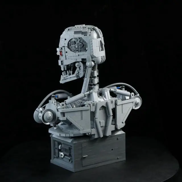 Alt view image 3 of 7 - ZITIANYOUBUILD T-800 Bust Model with Power Functions and LED Eyes 3082 Pieces MOC