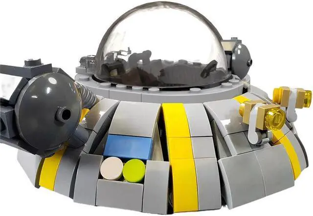 Alt view image 4 of 7 - ZITIANYOUBUILD Fictional Ship/Space Cruiser Model 554 Pieces from Comedy Animation MOC