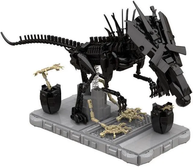 Main image of ZITIANYOUBUILD Queen in Movie 903 Pieces Building Toy Complete Sets & Packs MOC