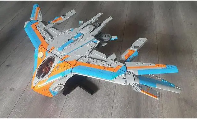 Main image of ZITIANYOUBUILD MOC-149136 M-class Spaceship Model with Display Stand 3343 Parts