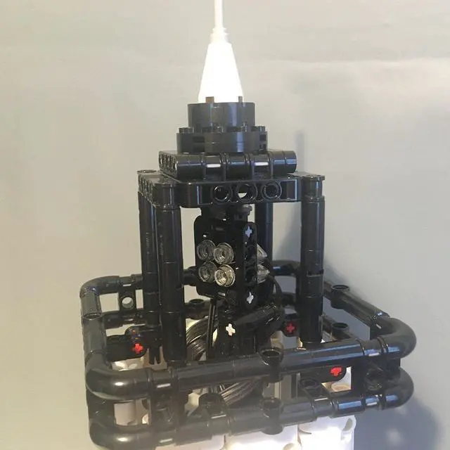 Alt view image 2 of 6 - ZITIANYOUBUILD Custom MOC-70910 Rotatable Lighthouse 400 Parts Kids Gift for Christmas