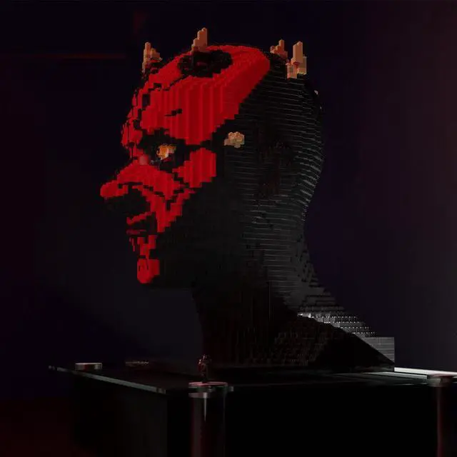 Alt view image 2 of 5 - ZITIANYOUBUILD MOC-107217 Powerful Main Antagonist Bust with Energy Sword 8890 Parts