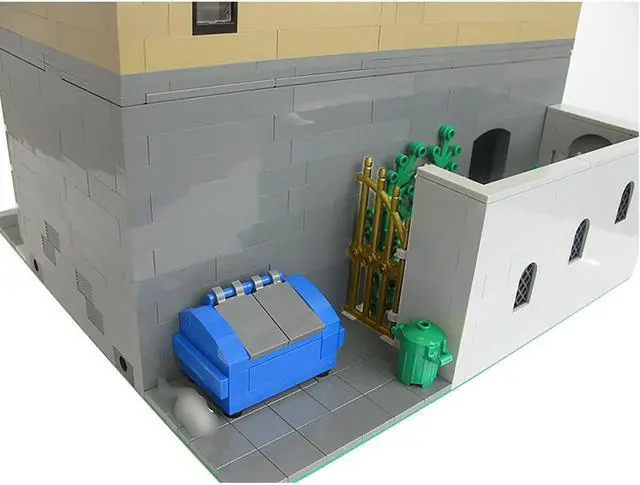 Main image of ZITIANYOUBUILD C4222 Modular Café 3-storey Building Model with Courtyard 2956 Parts