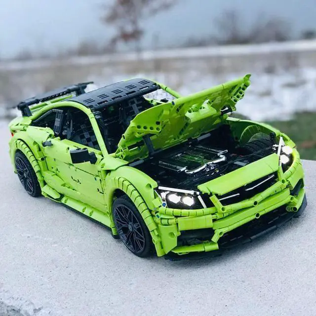 Alt view image 3 of 3 - ZITIANYOUBUILD Custom MOC-60193 RC Sport Car with a Twin-turbocharged V-8 Engine 3897 Parts