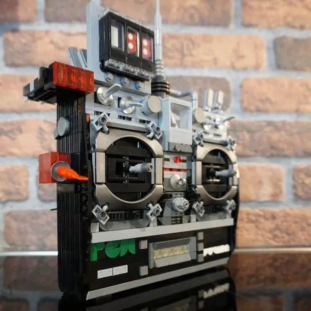 Alt view image 3 of 3 - ZITIANYOUBUILD Custom MOC-163490 Time Machine Controller DIY Assembly Building Blocks (2140PCS)