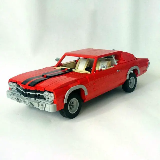 Main image of ZITIANYOUBUILD Custom MOC-75243 1/10 Scale Muscle Car Building Blocks (Dynamic Version/2188PCS
