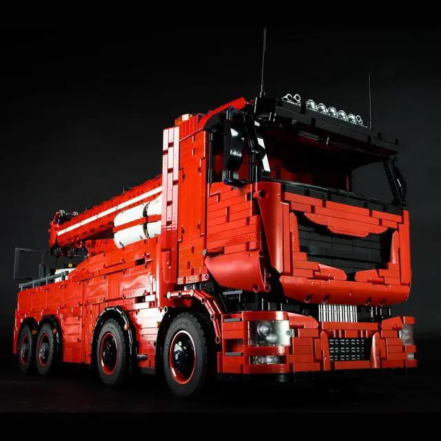 Alt view image 2 of 7 - ZITIANYOUBUILD MOC-29848 Full RC 8x8 Breakdown Truck Tow Truck MkII Boom Truck Recovery Vehicle Breakdown Lorry 10180 Pieces