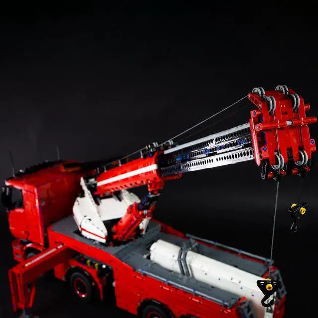 Alt view image 7 of 7 - ZITIANYOUBUILD MOC-29848 Full RC 8x8 Breakdown Truck Tow Truck MkII Boom Truck Recovery Vehicle Breakdown Lorry 10180 Pieces