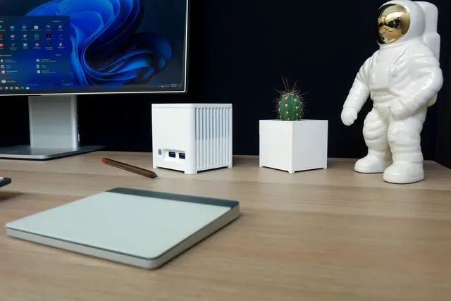 Alt view image 3 of 7 - Fanless Mini Computer (3.15 inch), Intel® N150, 16GB LPDDR5, SSD M.2 256GB, Intel® UHD Graphics 4K, WiFi 6, BT 5.2, Build in France,Win11P, Aluminum, Source
