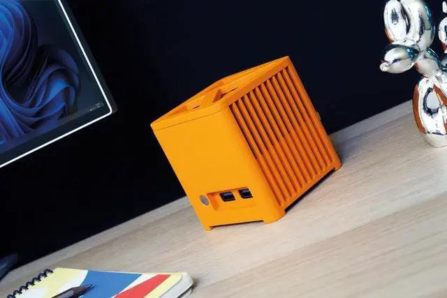 Alt view image 2 of 7 - Fanless Mini Computer (3.15 inch), Intel® N150, 16GB LPDDR5, SSD M.2 256GB, Intel® UHD Graphics 4K, WiFi 6, BT 5.2, Build in France, Win11P, Aluminum, Orange