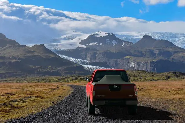 Alt view image 7 of 7 - Sawtooth Expandable Tonneau Cover | Truck Bed Cover | Compatible with 2005-2021 Nissan Frontier (6 Bed)