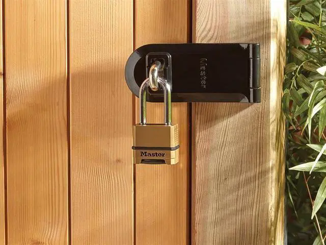 Alt view image 6 of 6 - Master Lock - Excell 4-Digit Combination 50mm Padlock - 51mm Shackle