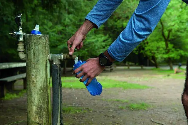 Alt view image 4 of 7 - CamelBak Quick Stow Flask