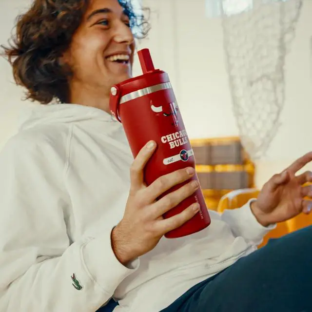 Alt view image 7 of 7 - Hydrapeak x NBA Officially Licensed Los Angeles Lakers 32 oz Nomad Tumbler with Handle and Straw Lid, Leakproof Stainless Steel Water Bottle