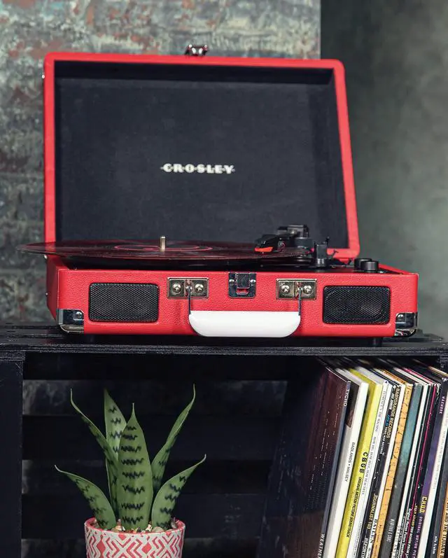 Alt view image 2 of 5 - Crosley CR8005DP-RE1 Cruiser Plus Vintage 3-Speed Bluetooth in/Out Suitcase Vinyl Record Player Turntable, Red