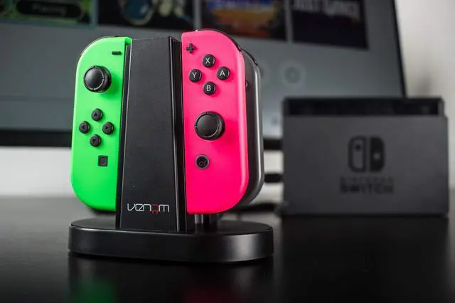 Alt view image 5 of 5 - Venom Switch Joy-Con Quad Charging Station (Nintendo Switch)