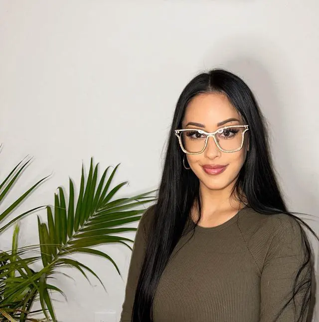 Alt view image 4 of 5 - Zeelool Diamond Square Blue Light Glasses for Women Oversized JGM104070-01 Transprtant