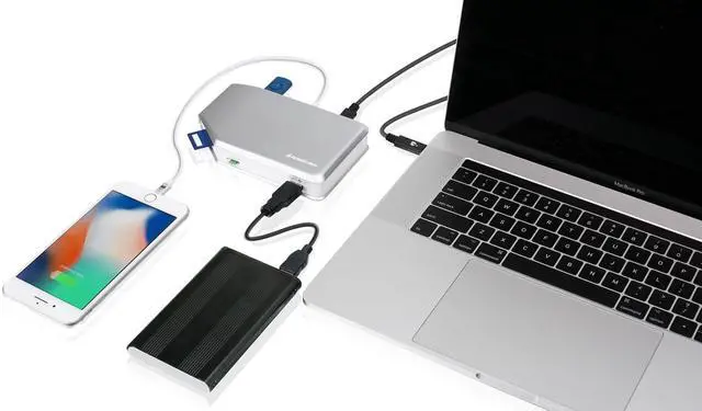 Alt view image 2 of 5 - IOGEAR USB-C Hub with Card Reader- GUH3C41SD