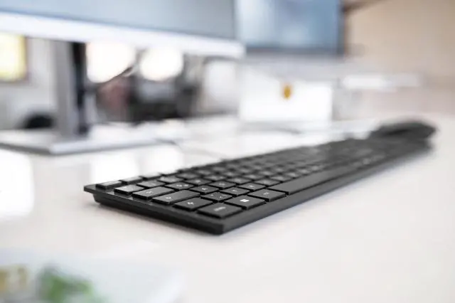 Alt view image 4 of 5 - CHERRY KC 6000 Slim