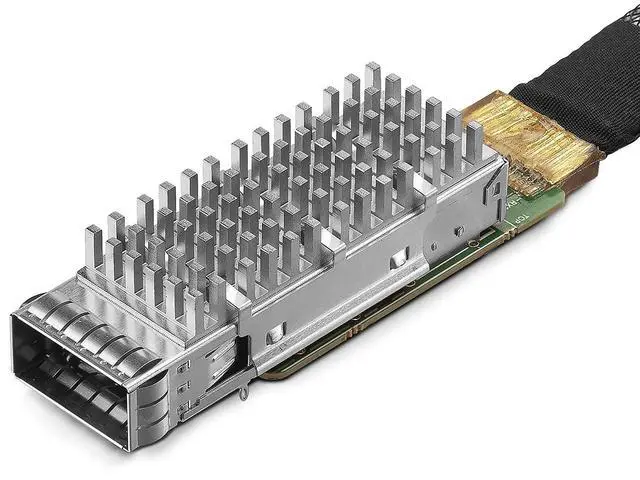 Alt view image 2 of 5 - 10Gtek 100G QSFP28 to QSFP28 Extender Cage with EEPROM on Extender Side, 3M Flat Cable in Nylon Jacket, 30AWG, 30cm