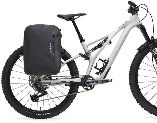 Alt view image 2 of 5 - aeroe QuickLock Urban Backpack  360° Rotation 10L Low Profile Bag  Fits 16" Standard Laptop | 100% Waterproof IP 64 | QuickLock Puck Attachment  Magnetic Buckles