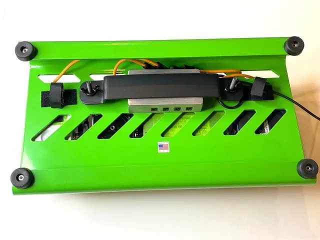 Alt view image 5 of 5 - Kurrent Electric Solderless Right Angle DC Barrel DIY Kit, 6 Custom Length Cables for Guitar Effects Pedals (Black Cable Kit)