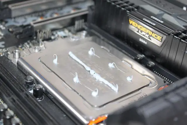 Alt view image 3 of 5 - THERMAL HERO QUANTUM Series  Thermal Paste 10g , Extreme High Thermal Conductive, For PC Cooling, Gaming, Extreme Overcklocking, Xbox, Playstation