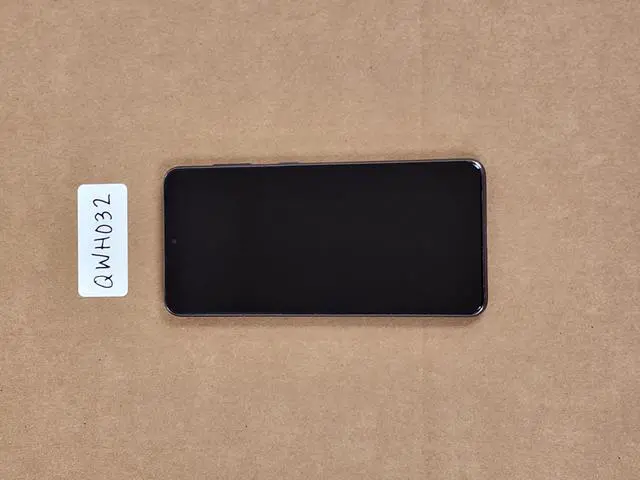 Alt view image 6 of 9 - Samsung Galaxy S21 5G | Unlocked | Phantom Gray | 128 GB
