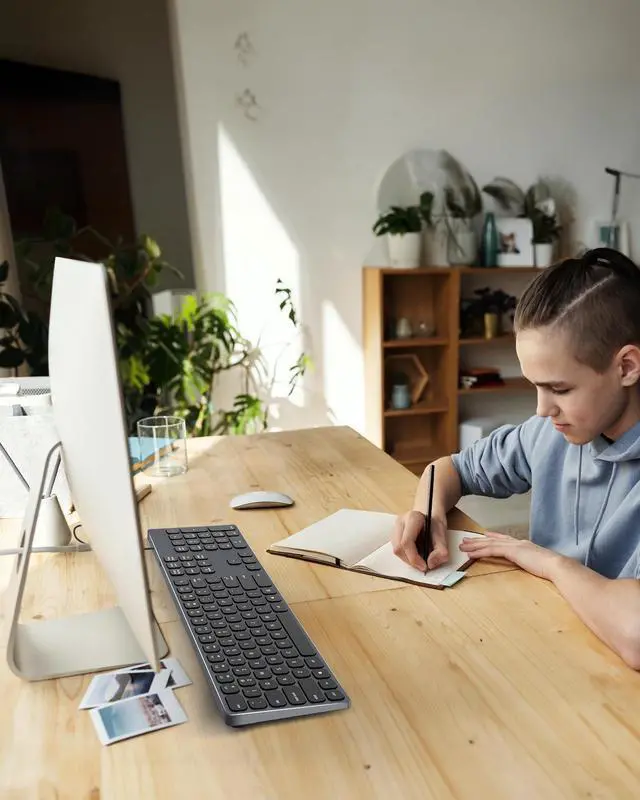 Alt view image 2 of 5 - 9H Aluminum USB Wired Keyboard with Numeric Keypad for PC Windows 10/8 / 7 / Vista/XP