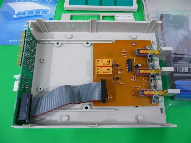 Alt view image 3 of 5 - Romtec Trios Rx-910t6 Manual Boot Selector Switch for 3 EIDE Hd