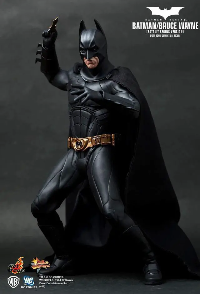 Alt view image 4 of 5 - Figure Hot Toys MMS155 - DC Comics - Batman Begins - Batman Bruce Wayne Batsuit Begins Version