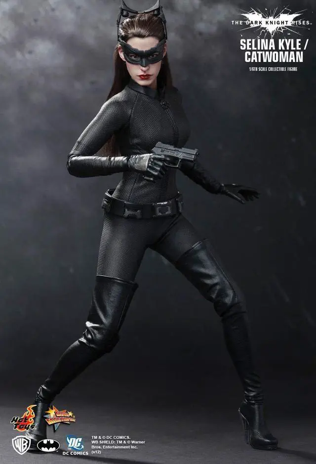Alt view image 3 of 5 - Figure Hot toys MMS188 - DC Comics - The Dark Knight Rises - Selina Kyle - Catwoman Deluxe Version