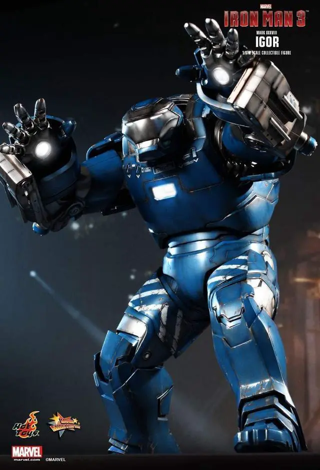 Alt view image 3 of 7 - Figure Hot Toys MMS216 - DC Comics - Superman : Man Of Steel - General Zod