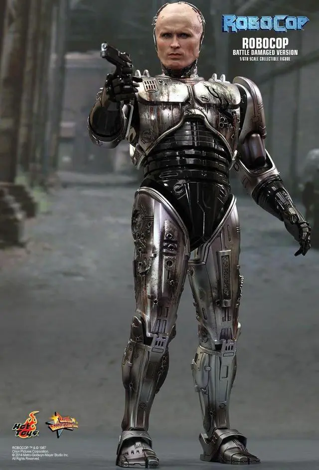 Alt view image 3 of 5 - Figure Hot Toys MMS265 - Robocop - Robocop Battle Damaged Version