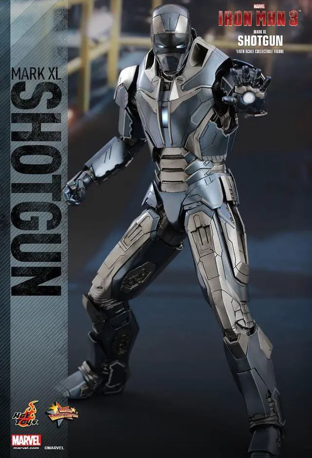 Alt view image 4 of 5 - Figure Hot Toys MMS309 - Marvel Comics - Iron Man 3 - Iron Man Shotgun Mark 40 Standard Version