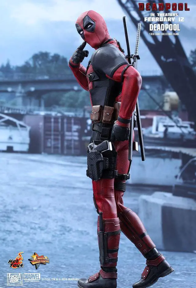 Alt view image 3 of 5 - Figure Hot Toys MMS347 - Marvel Comics - Deadpool  - Deadpool
