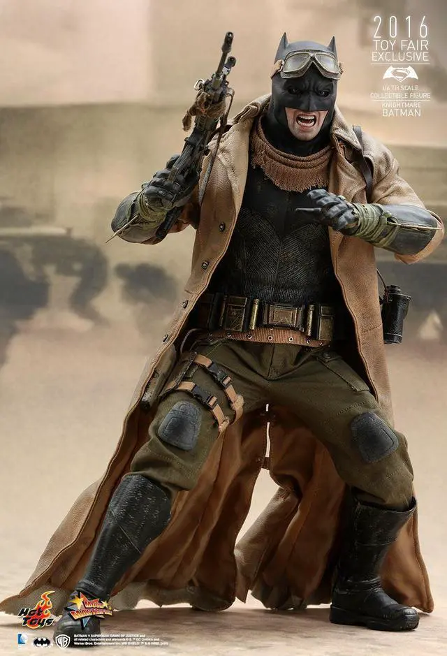 Alt view image 3 of 5 - Figure Hot Toys MMS372 - DC Comics - Batman V Superman : Dawn Of Justice - Knightmare Batman