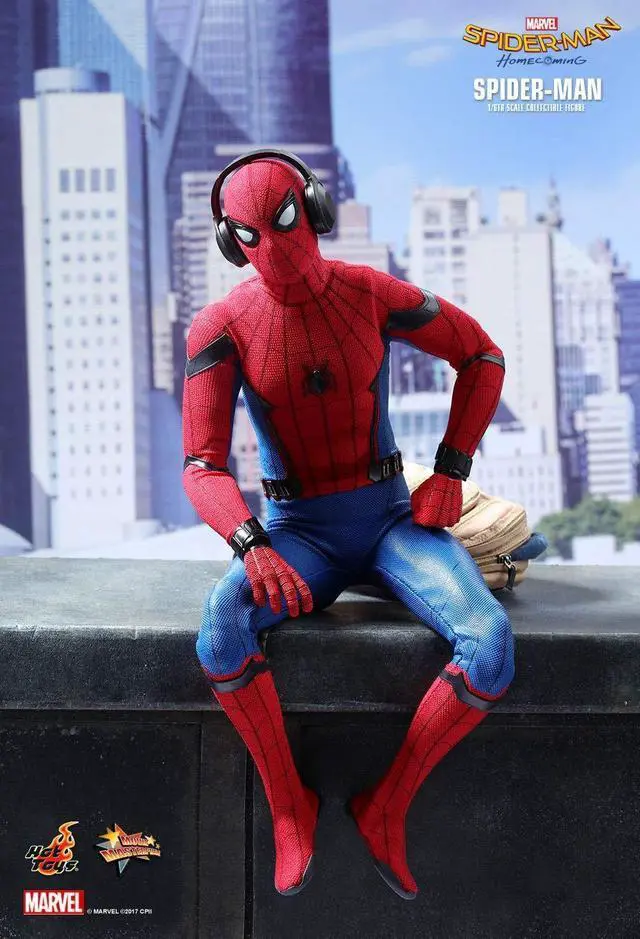 Alt view image 4 of 5 - Figure Hot Toys MMS425 - Marvel Comics - Spider-Man : Homecoming - Spider-Man Standard Version