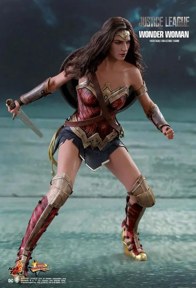 Alt view image 4 of 5 - Figure Hot Toys MMS450 - DC Comics - Justice League - Wonder Woman Standard Version