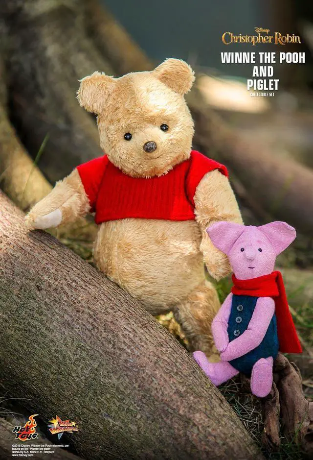 Alt view image 3 of 5 - Figure Hot Toys MMS503 - Christopher Robin - Winnie The Pooh And Piglet