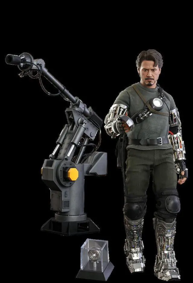 Main image of Figure Hot Toys MMS582 - Marvel Comics - Iron Man - Tony Stark Mech Test Deluxe Version